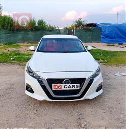 نيسان ألتيما